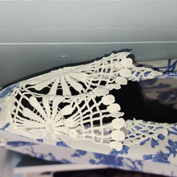 Blouse top - Picture 2 of 7